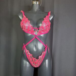 Victoria Secret Lingerie Teddy One Piece Bodysuit L Pink Hearts Metallic New